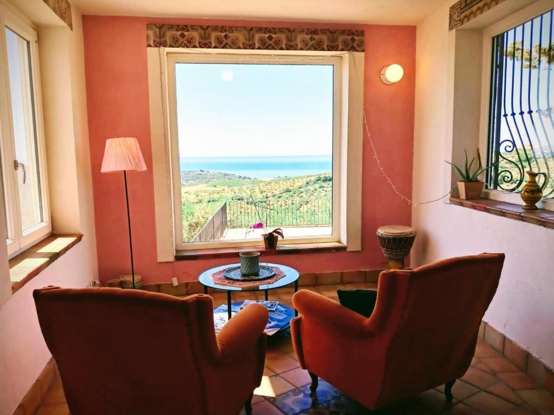 Villa Immersa In Oliveto Vista Mare Шакка Екстер'єр фото